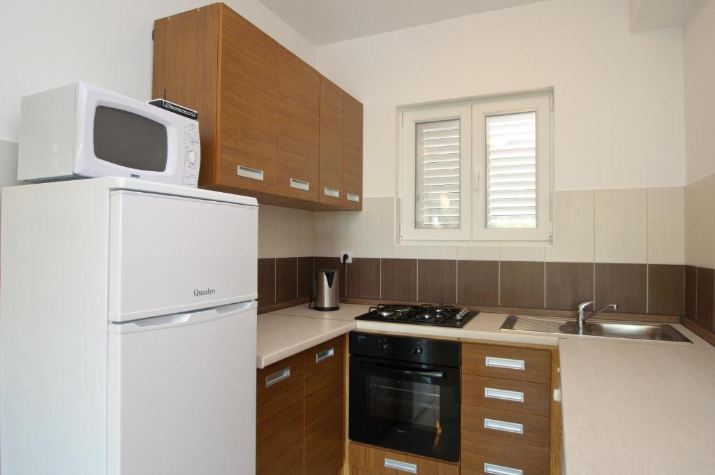 Apartments Villa Natali - Heating Pool Trogir Room photo